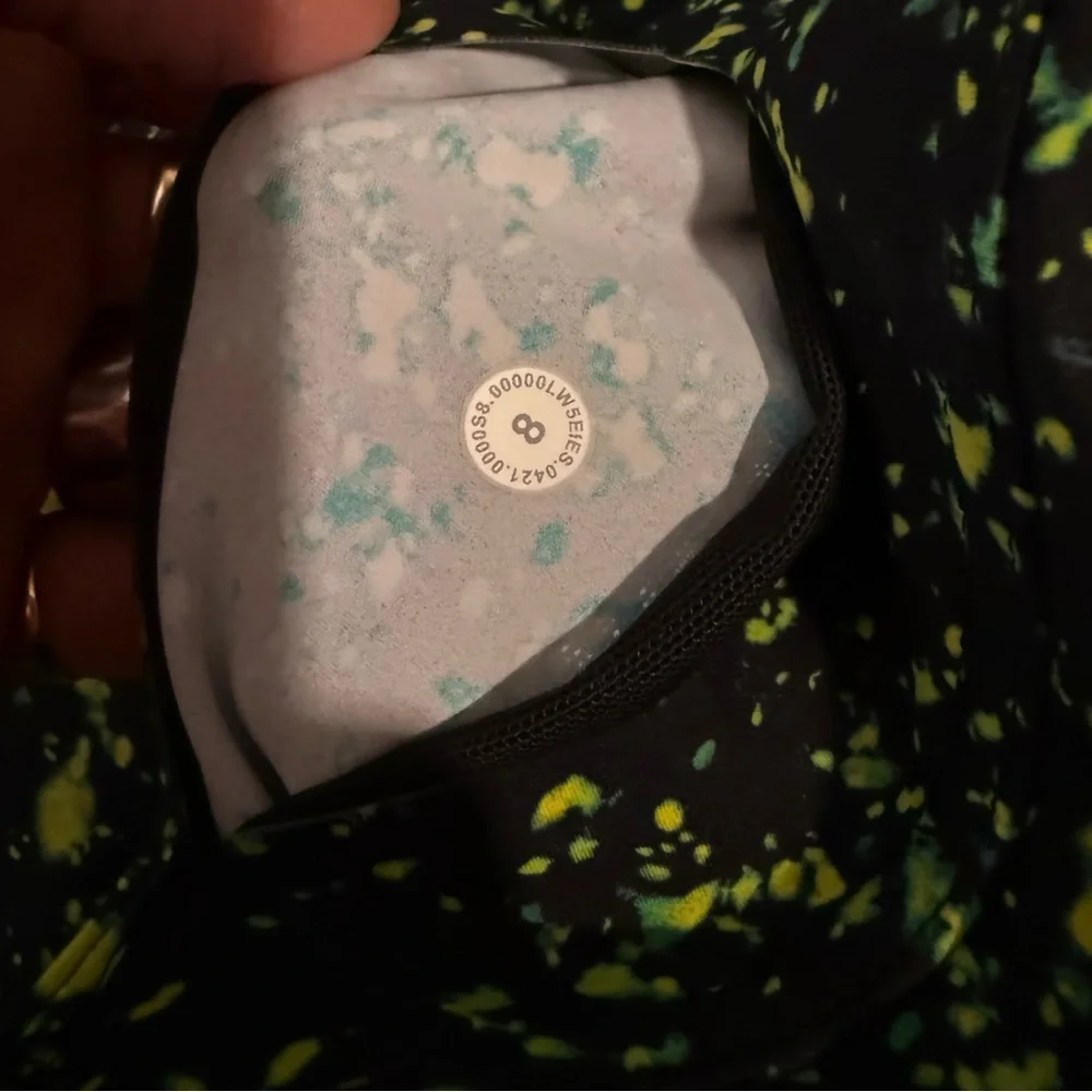 Lululemon Size 8 Black Neon Splatter Print Stirrup Yoga Leggings Nulux Fabric - Picture 2 of 8